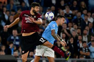 ROME, ITALY - OCTOBER 30: Matias Vecino of SS Lazio competes for the ball with Federico Fazio of Salernitana during the Serie A match between SS Lazio and Salernitana at Stadio Olimpico on October 30, 2022 in Rome, Italy. (Photo by Marco Rosi - SS Lazio/Getty Images)