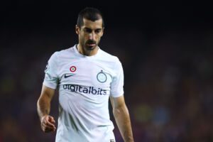 BARCELONA, SPAIN - OCTOBER 12: Henrikh Mkhitaryan of FC Internazionale looks on during the UEFA Champions League group C match between FC Barcelona and FC Internazionale at Spotify Camp Nou on October 12, 2022 in Barcelona, Spain. (Photo by Eric Alonso/Getty Images)