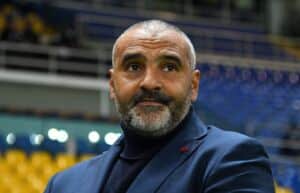 PARMA, ITALY - DECEMBER 16: Fabio Liverani head coach of Parma Calcio looks on during the Serie A match between Parma Calcio and Cagliari Calcio at Stadio Ennio Tardini on December 16, 2020 in Parma, Italy. (Photo by Alessandro Sabattini/Getty Images)