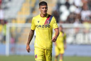 LA SPEZIA, ITALY - SEPTEMBER 04: Nicolas Martin Dominguez of Bologna FC looks on during the Serie A match between Spezia Calcio and Bologna FC at Stadio Alberto Picco on September 4, 2022 in La Spezia, Italy. (Photo by Gabriele Maltinti/Getty Images)