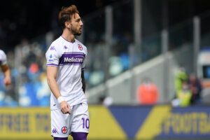 NAPLES, ITALY - APRIL 10: Gaetano Castrovilli of ACF Fiorentina during the Serie A match between SSC Napoli v ACF Fiorentina on April 10, 2022 in Naples, Italy. (Photo by Francesco Pecoraro/Getty Images)