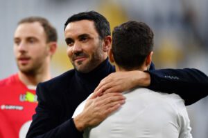 TURIN, ITALY - JANUARY 29: Raffaele Palladino, Head Coach of AC Monza, celebrates after the team's victory during the Serie A match between Juventus and AC Monza at on January 29, 2023 in Turin, Italy. (Photo by Valerio Pennicino/Getty Images)