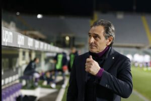 FLORENCE, ITALY - FEBRUARY 19: Cesare Prandelli manager of ACF Fiorentina looks on during the Serie A match between ACF Fiorentina and Spezia Calcio at Stadio Artemio Franchi on February 19, 2021 in Florence, Italy. (Photo by Gabriele Maltinti/Getty Images)